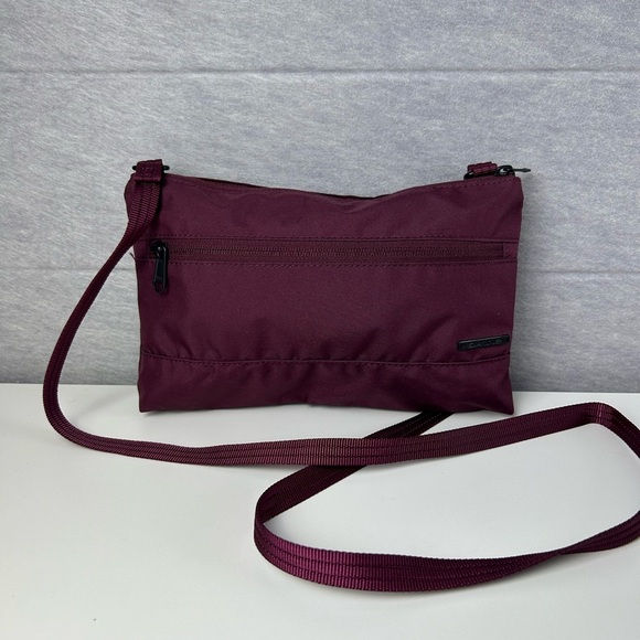 DAKINE Jacky Burgundy Crossbag adjustable strap 10”X 7” - Picture 9 of 15